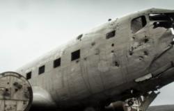 http://foter.com/photo/airplane-wrecked-plane-aircraft-crash-disaster/ CC0 1.0