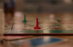 “Lower Costs, High Flexibility, and Secrecy”: The Strategic Game of Informal Governance “Lower Costs, High Flexibility, and Secrecy”: The Strategic Game of Informal Governance