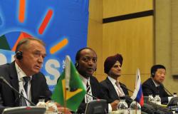 Cutting Edge Issues in Development: Who drives climate relevant policies in the Cutting Edge Issues in Development: Who drives climate relevant policies in the