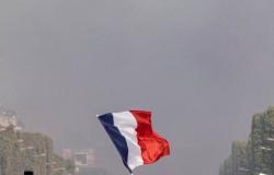 From Protest to Revolution: France’s and America’s Protest Movements From Protest to Revolution: France’s and America’s Protest Movements