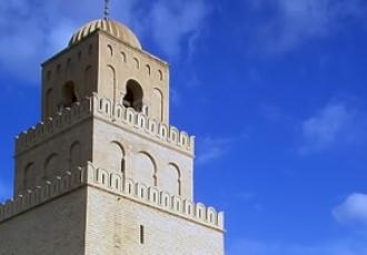 http://foter.com/photo/mosque-large-tower-kairouan-tunisia/